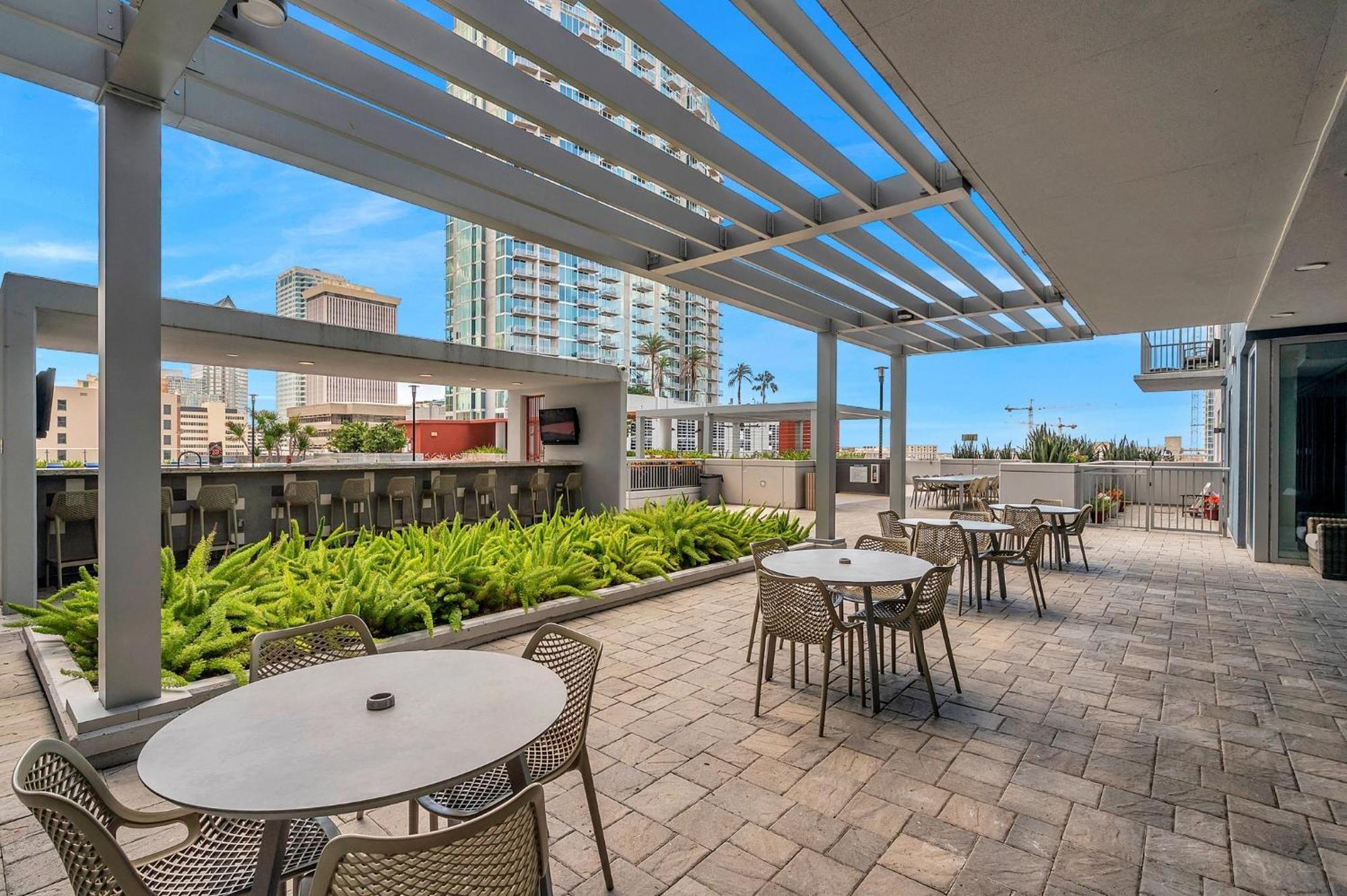 Luxury 1 Bedroom With Den Downtown Tampa Apt - City Views, Rooftop Pool, Workspace 外观 照片